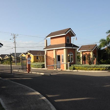 Ocho Rios - Drax Hall Country Club 2-Bed Luxury Villa Eksteriør bilde