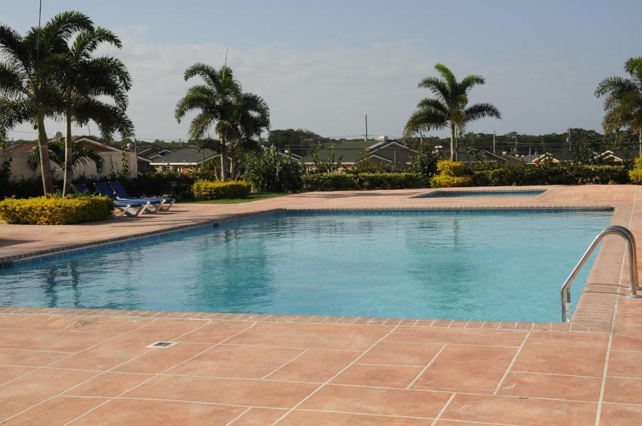 Ocho Rios - Drax Hall Country Club 2-Bed Luxury Villa Eksteriør bilde